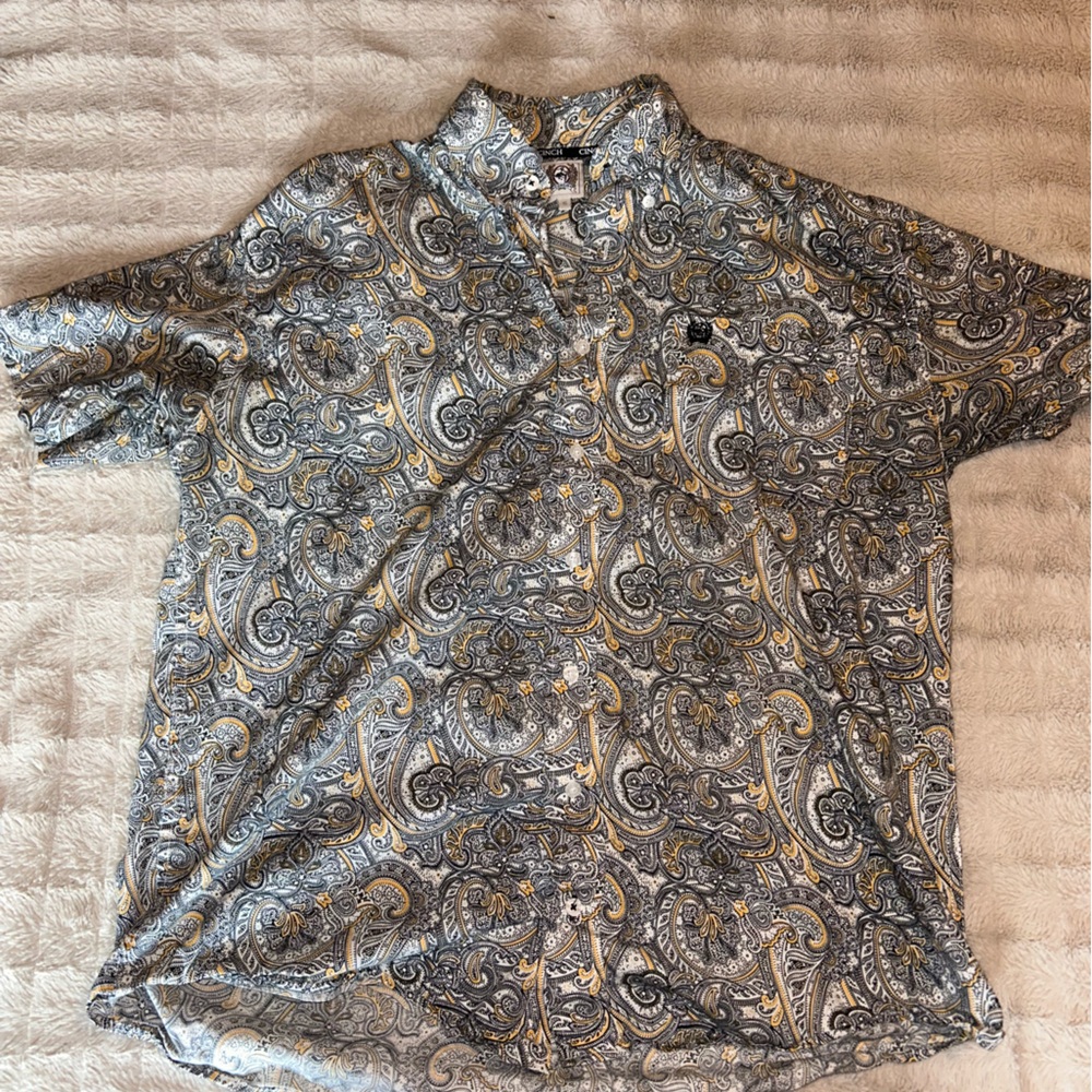 Men’s short sleeve cinch button down shirt